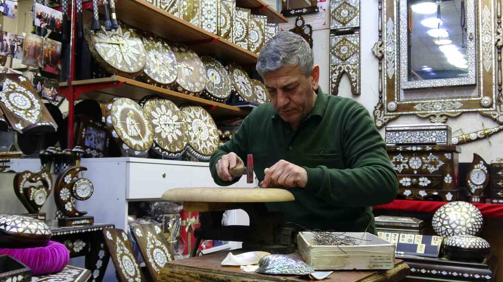 Padişah mesleğini yaşatan Gaziantepli ustaya ’Yaşayan İnsan Hazineleri’ ödülü 6 padisah meslegini yasatan gaziantepli ustaya yasayan insan hazineleri odulu 2 M7msLODz