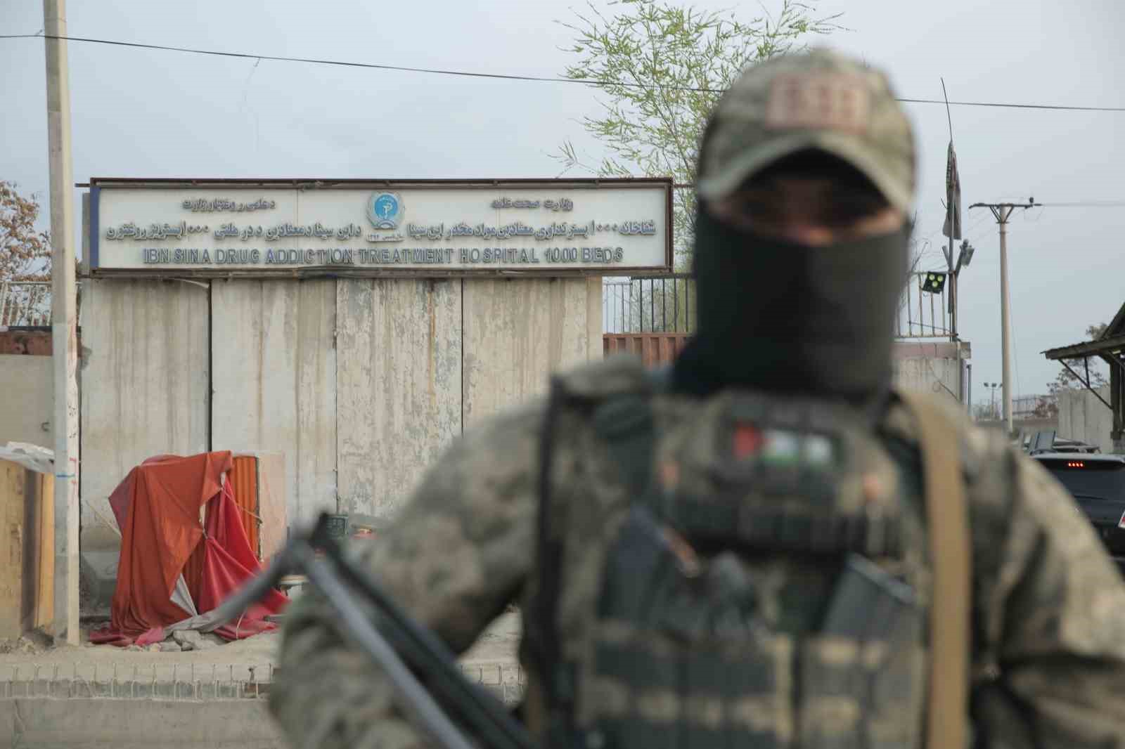 pakistan afganistanda hastaneyi hedef almadik 9 3yaGNBNC