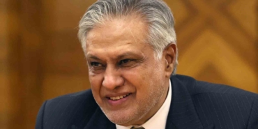 pakistan-iran-pakistan-bandirali-20-geminin-hurmuzden-gecmesine-izin-verdi-tR7XOVbr.jpg