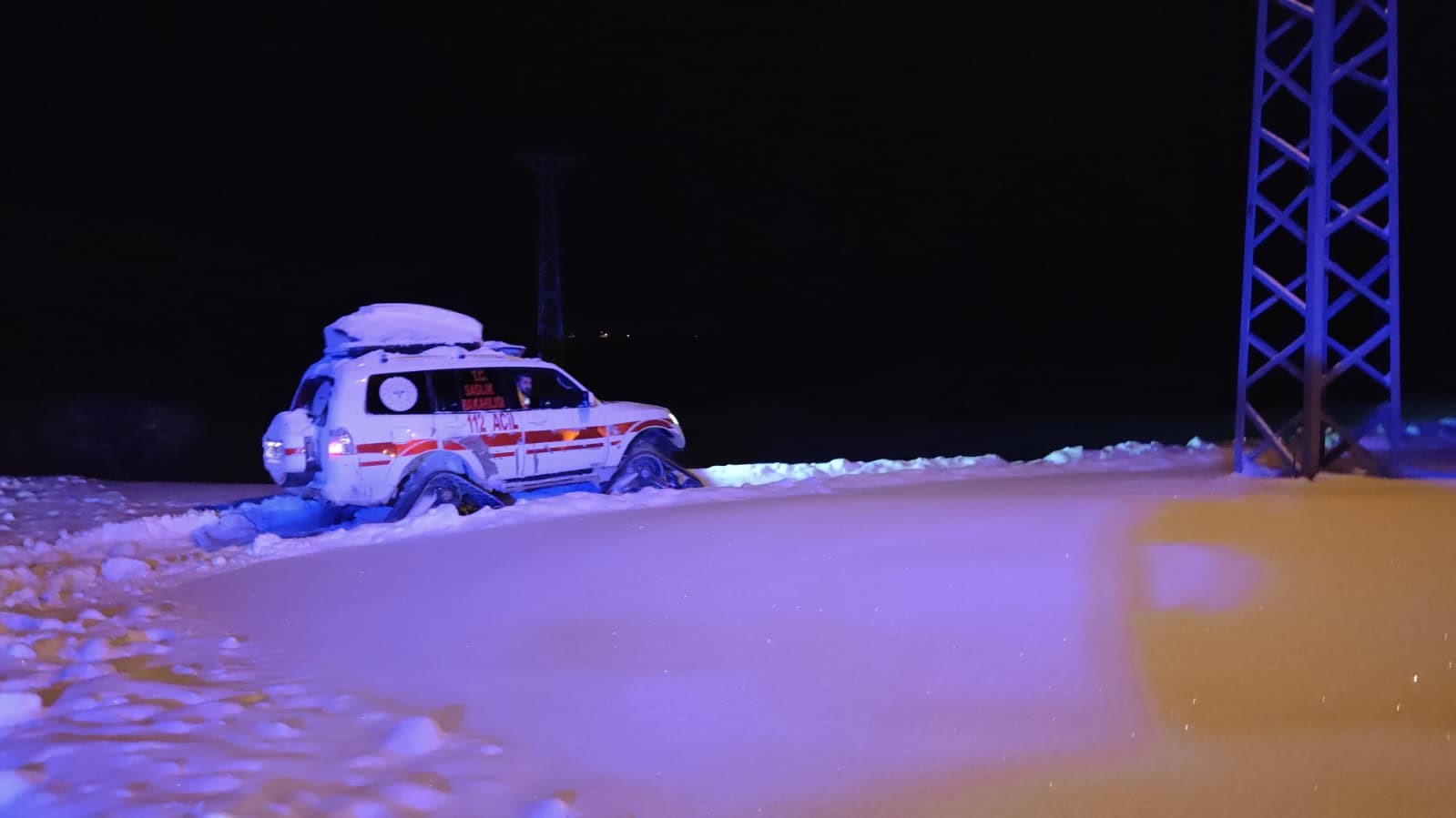 paletli ambulans nefes darligi ceken ogretmen icin daglari asti 1 EKrmmXSa
