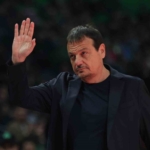 panathinaikos-ergin-ataman-ile-yollarini-ayirdi-3V8YVRmK.jpg