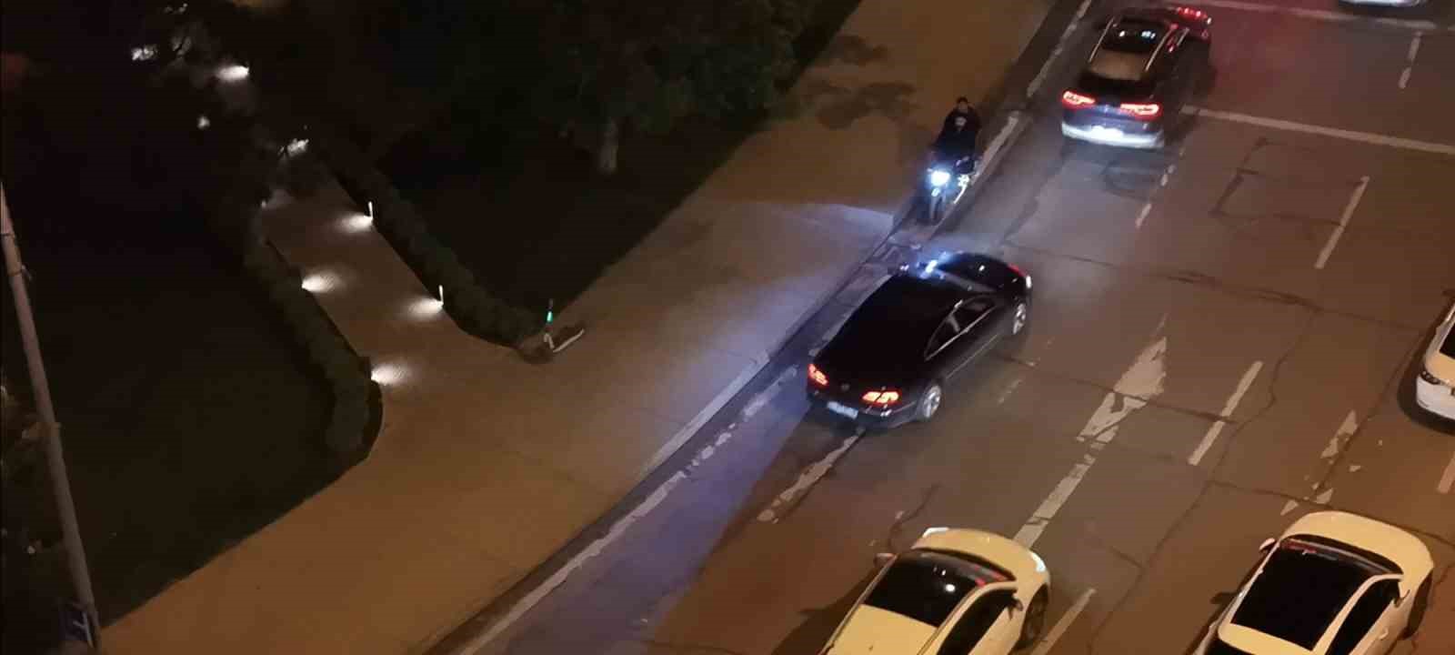 "Panik atağım var" diyerek polis uygulamasından kaçtı, dron kameralarına yakalandı 4 panik atagim var diyerek polis uygulamasindan kacti dron kameralarina yakalandi 0 1FyVYTpi