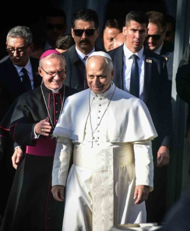 papa-14-leo-sislideki-kutsal-ruh-katedralinde-ayine-katildi-wrIYhdTb.jpg