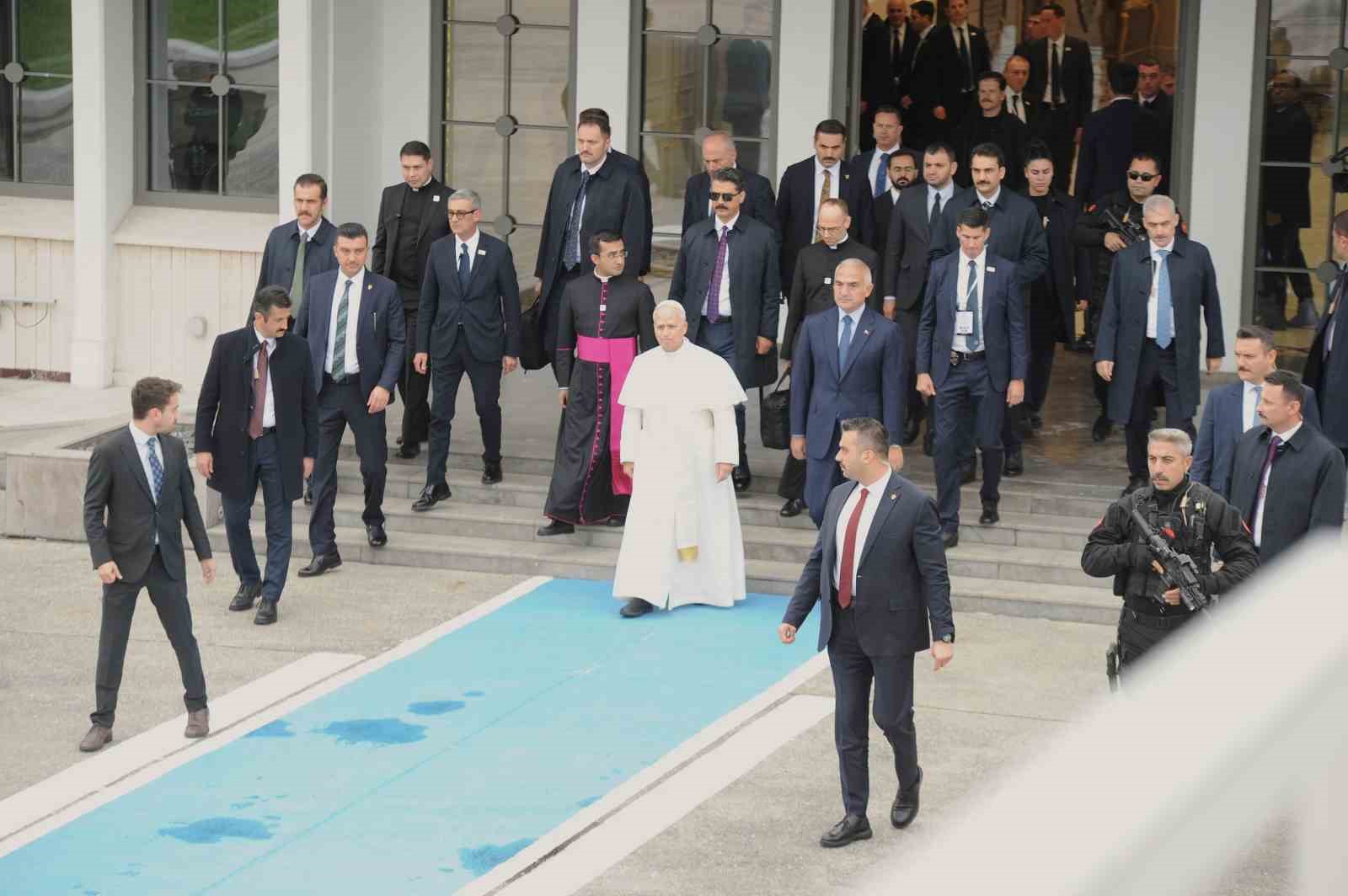 Papa 14. Leo, Türkiye’den ayrıldı 6 papa 14 leo turkiyeden ayrildi 2 NBTrfNKe