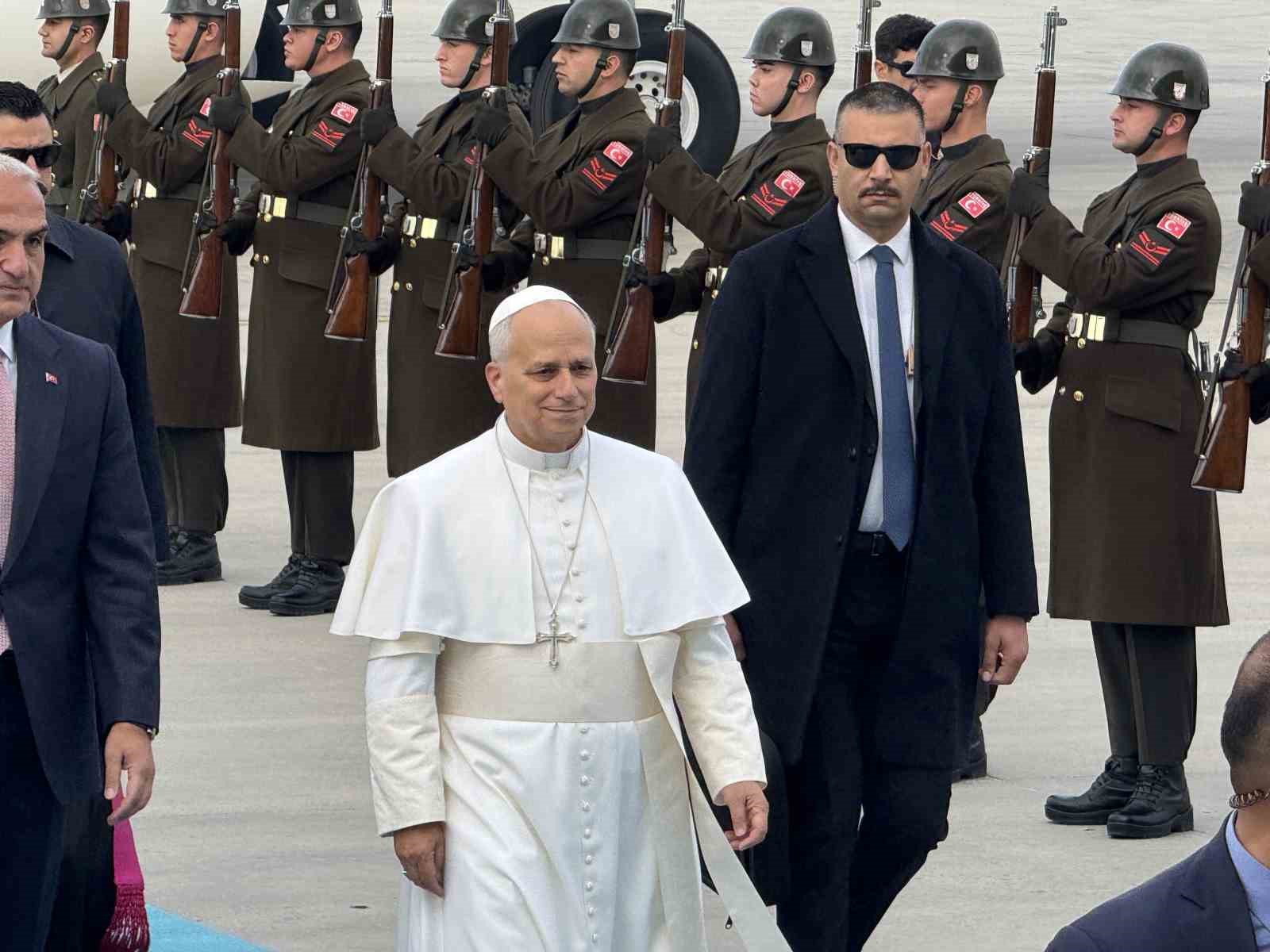papa leonun ilk resmi yurt disi duragi turkiye oldu 4 5a8HOBYd