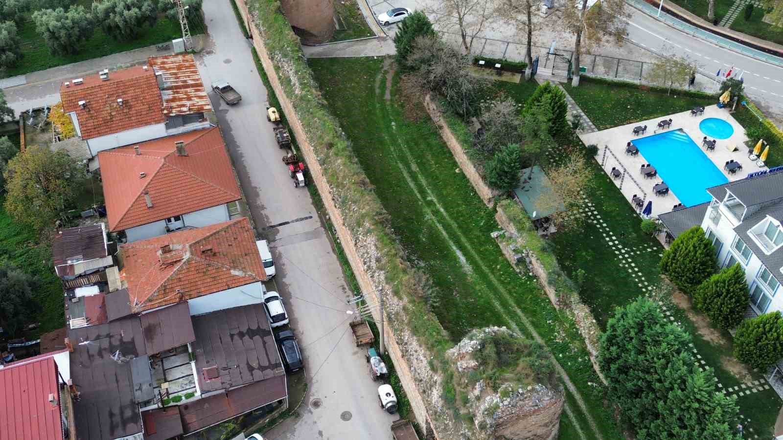 papa ziyaret etti sit alanindaki arsalar degerlendi 3