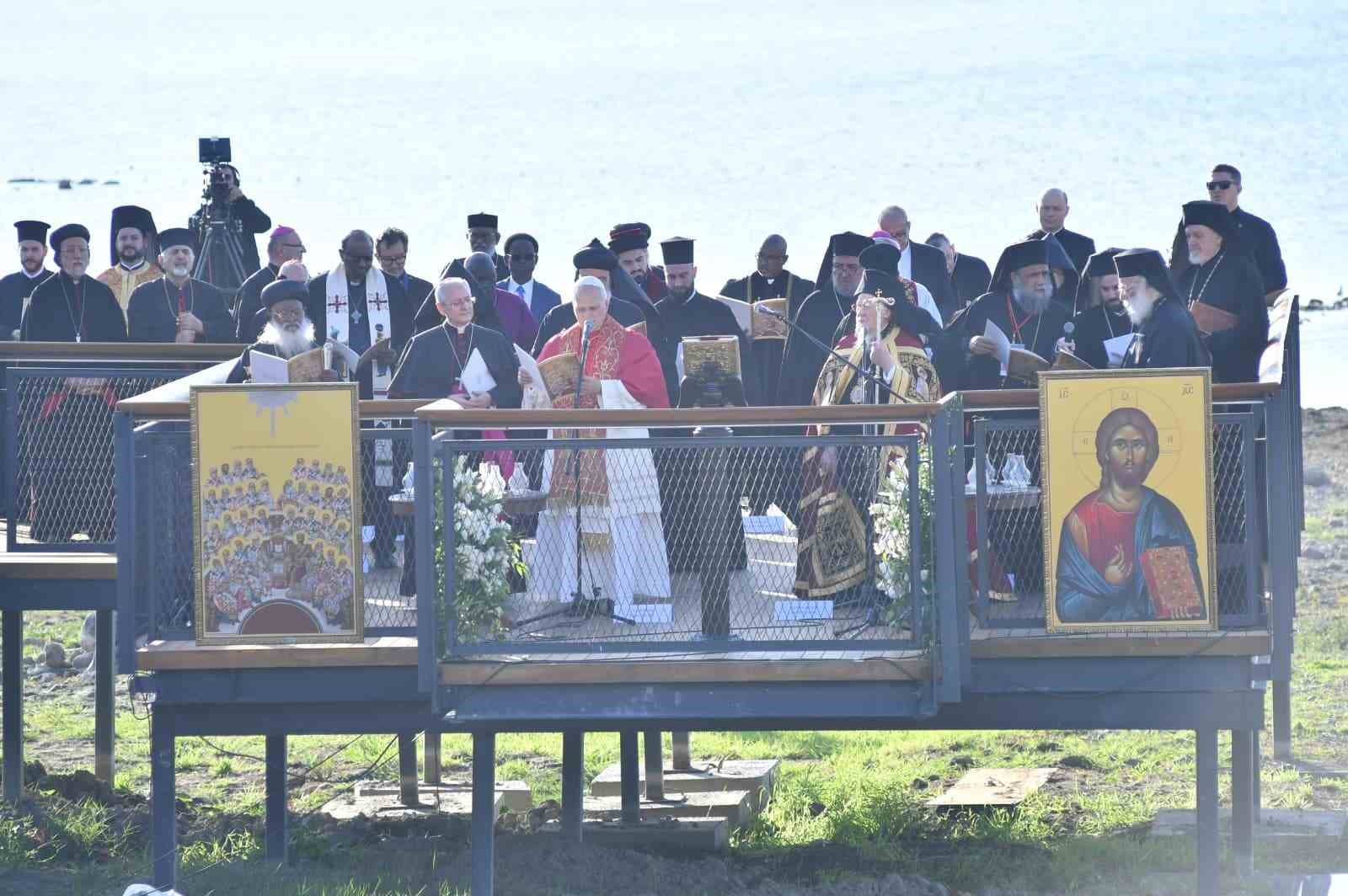Papa’dan İznik’e tarihi ziyaret ve tarihi ayin... 23 papadan iznike tarihi ziyaret ve tarihi ayin 19 13Q5ILkj