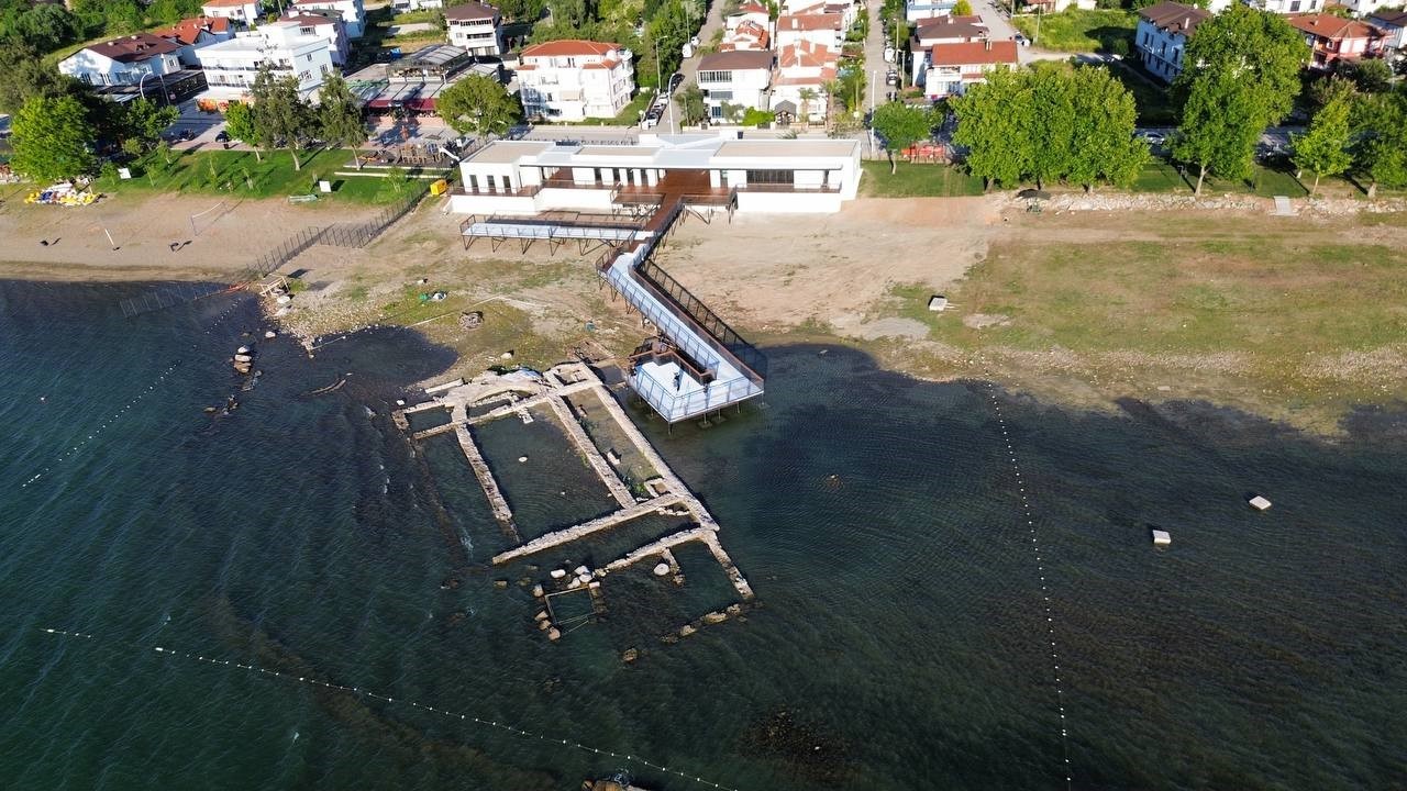 papanin ayin yapacagi iznikteki bazilika havadan goruntulendibazilika icin yeni statu 1 6VuADHAX