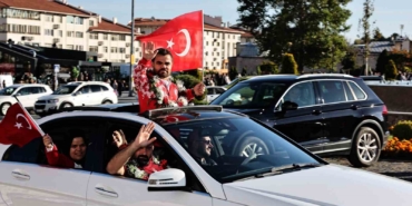 para-halter-dunya-sampiyonuna-konvoylu-karsilama-5ADfJkaU.jpg