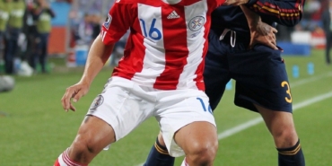 paraguayli-eski-milli-futbolcu-cristian-riveros-arda-hakan-ve-kenanin-oyuna-girmesini-engellemeliyiz-svHWbrCN.jpg