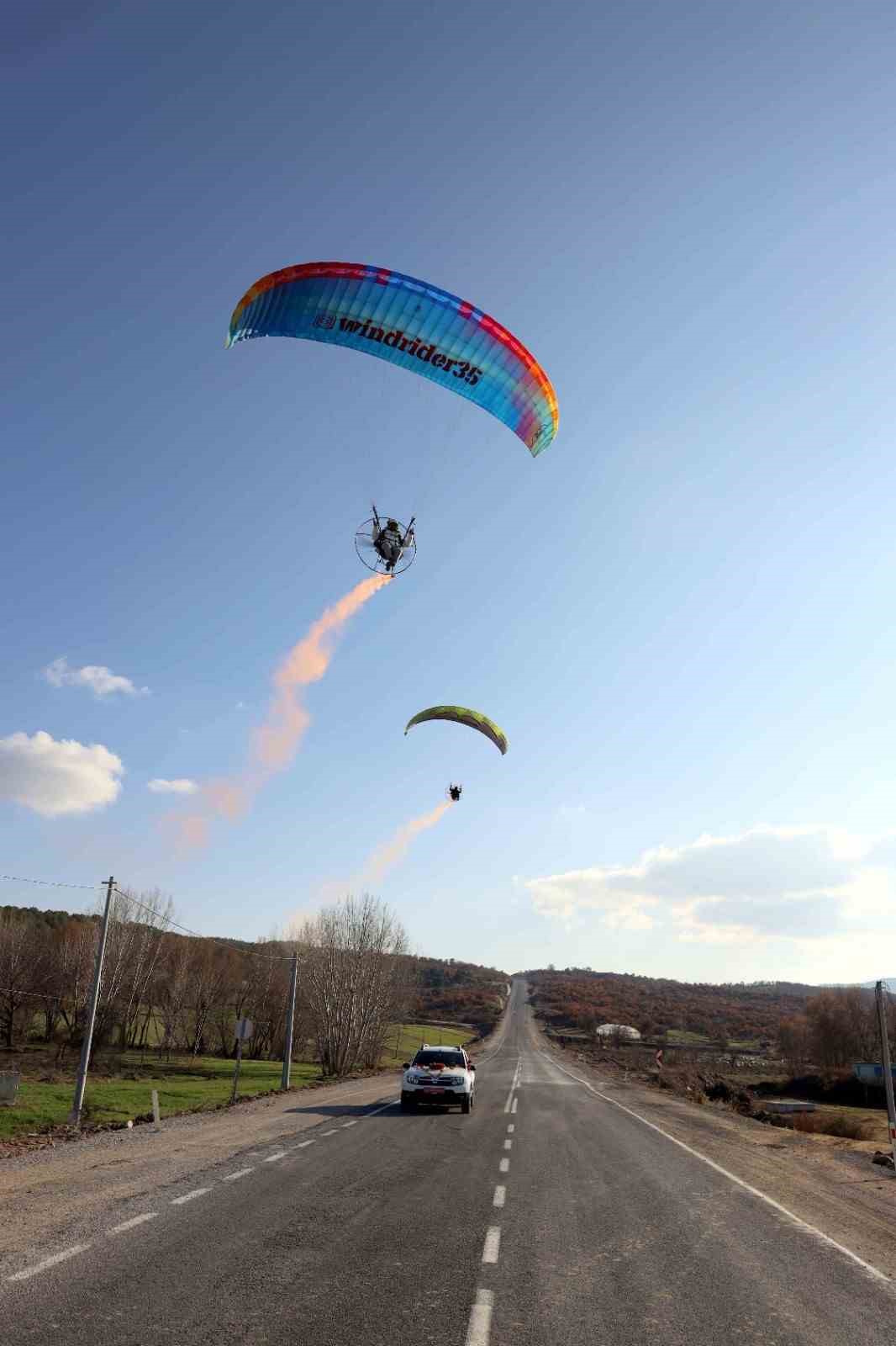 paramotorla inip gelin arabasinin onunu kestiler 7 qBOcZc9c