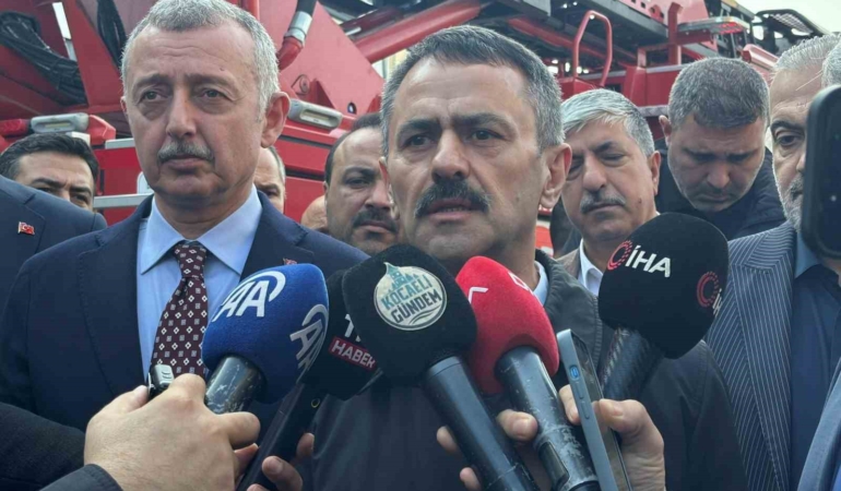 parfum-dolum-tesisinde-cikan-yanginda-6-olu-4-yarali-I4jMT1EI.jpg