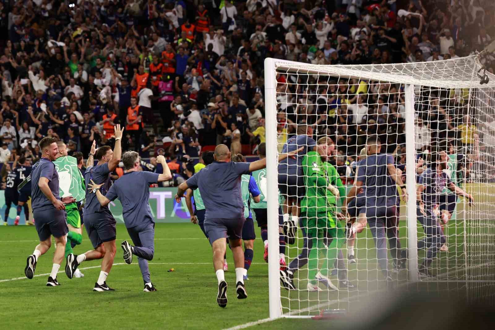 paris saint germain ust uste 2 kez sampiyonlar ligi sampiyonu 22 Yffqkd5z