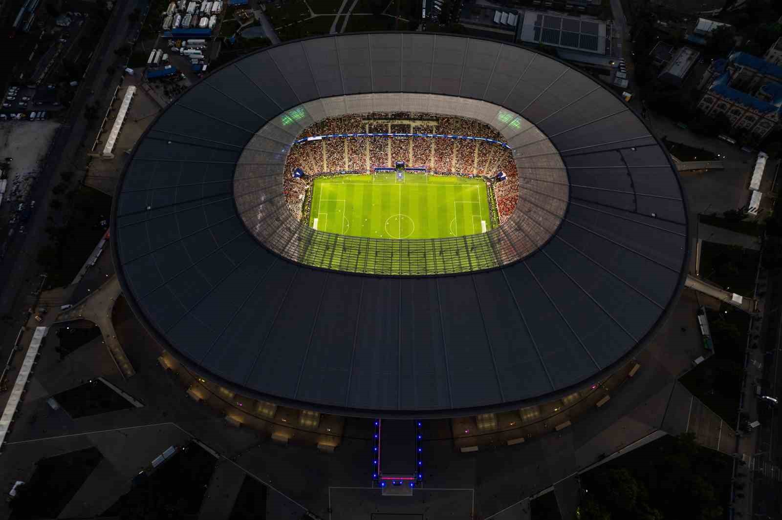 paris saint germain ust uste 2 kez sampiyonlar ligi sampiyonu 26 zfkAu5D3