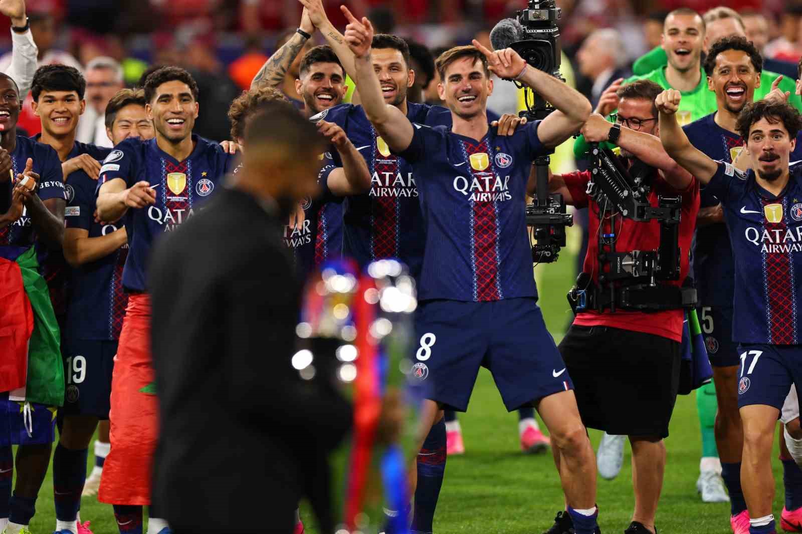 paris saint germain ust uste 2 kez sampiyonlar ligi sampiyonu 30 yeSvnhD7
