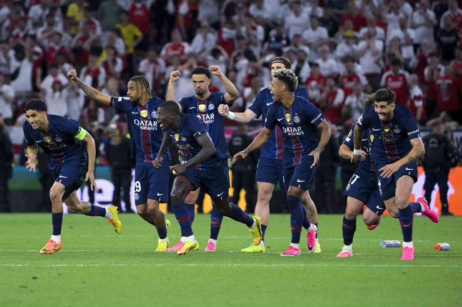 paris saint germain ust uste 2 kez sampiyonlar ligi sampiyonu 34