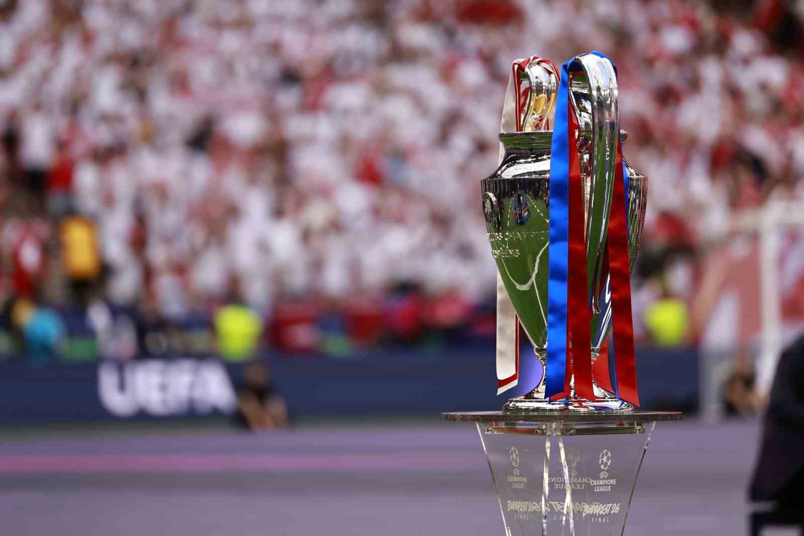paris saint germain ust uste 2 kez sampiyonlar ligi sampiyonu 8 dO7nuyKt