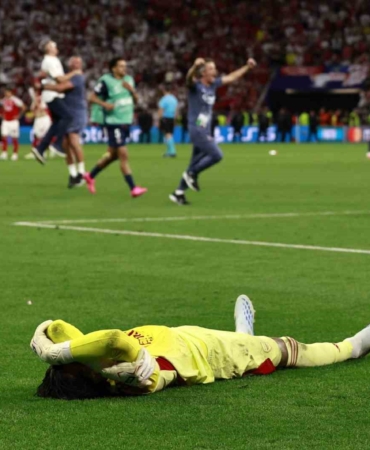 paris-saint-germain-ust-uste-2-kez-sampiyonlar-ligi-sampiyonu-GvFlbEj5.jpg