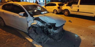 park-halindeki-araclari-hurdaya-cevirdi-341-promil-alkollu-cikti-151BUheW.jpg