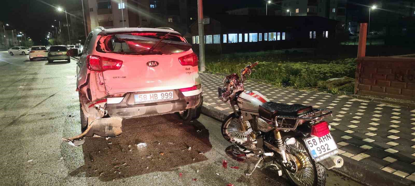 park halindeki cipe carpan motosiklet surucusu hayatini kaybetti 1 NlLjZsvb