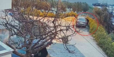 park-halindeki-otomobili-benzin-dokup-yakan-arac-sahibinin-yegeni-cikti-B15GuwxA.jpg