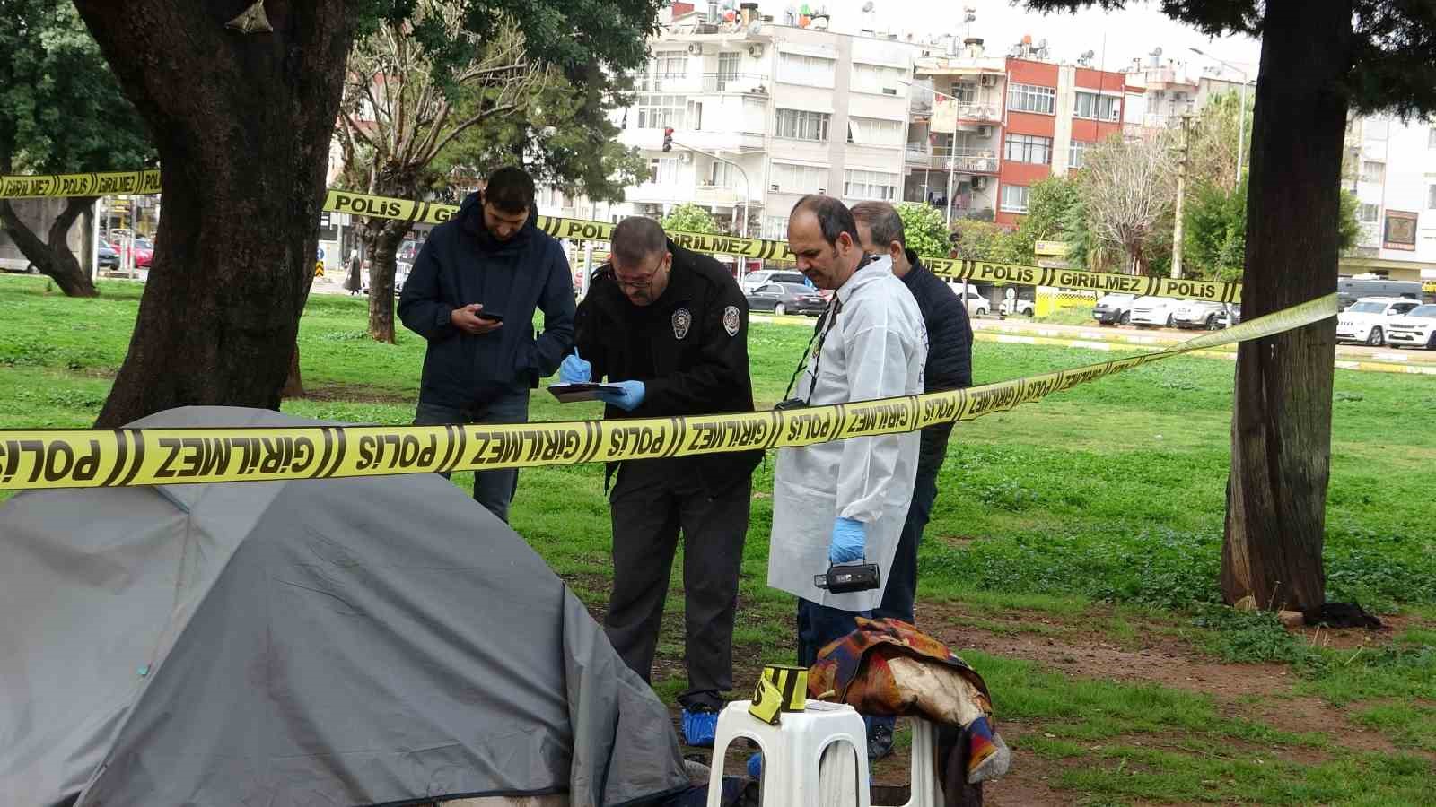 parka kurdugu cadirda yasayan adam olu bulundu 2 3heAz8VP