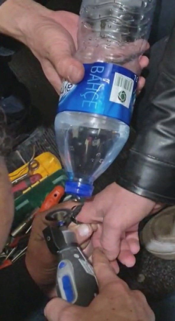 parmagina sikisan yuzugu itfaiye cikardi 1 Vm3CWesH