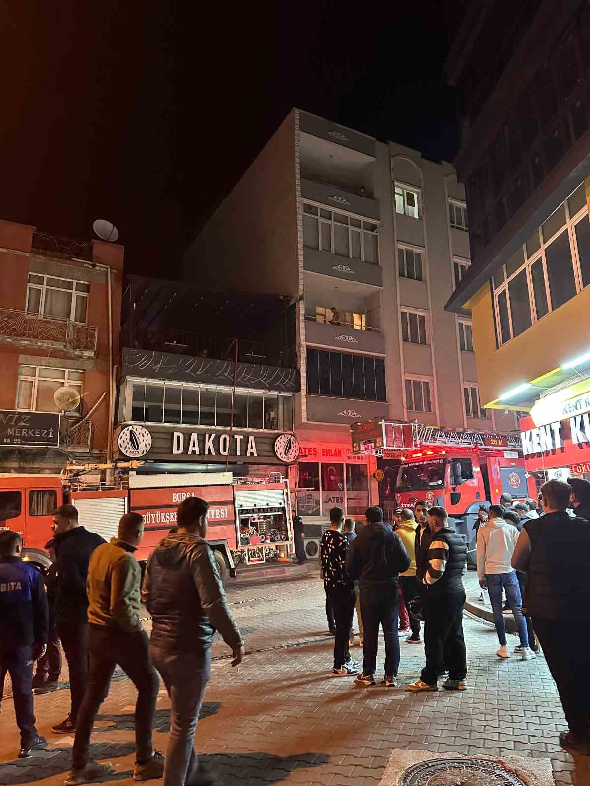 patlayan pelet soba kafede yangin cikardi 2 gDTY7KDD