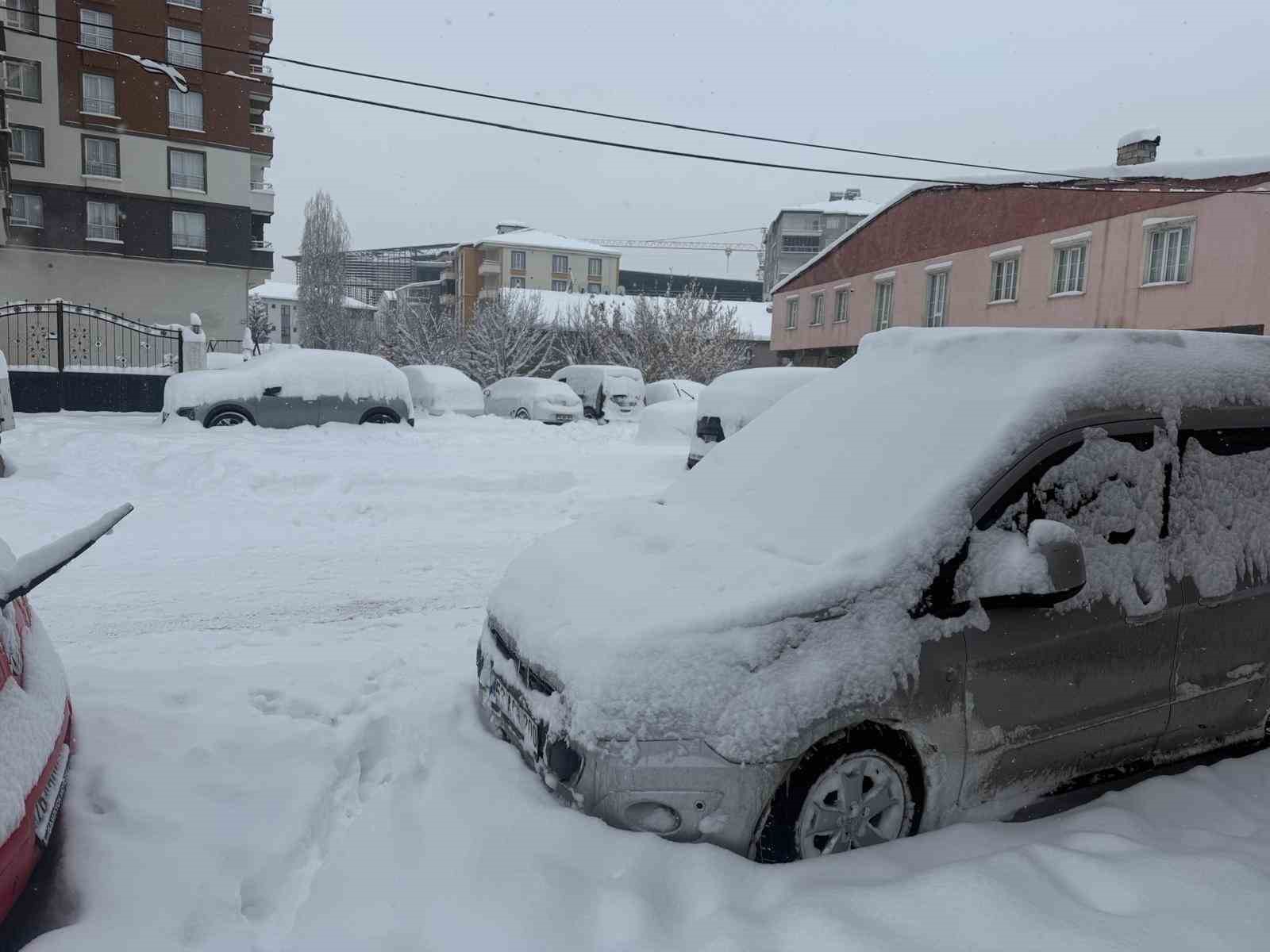 patnosta kar hayati durdurdu 2 DTR6zIFY