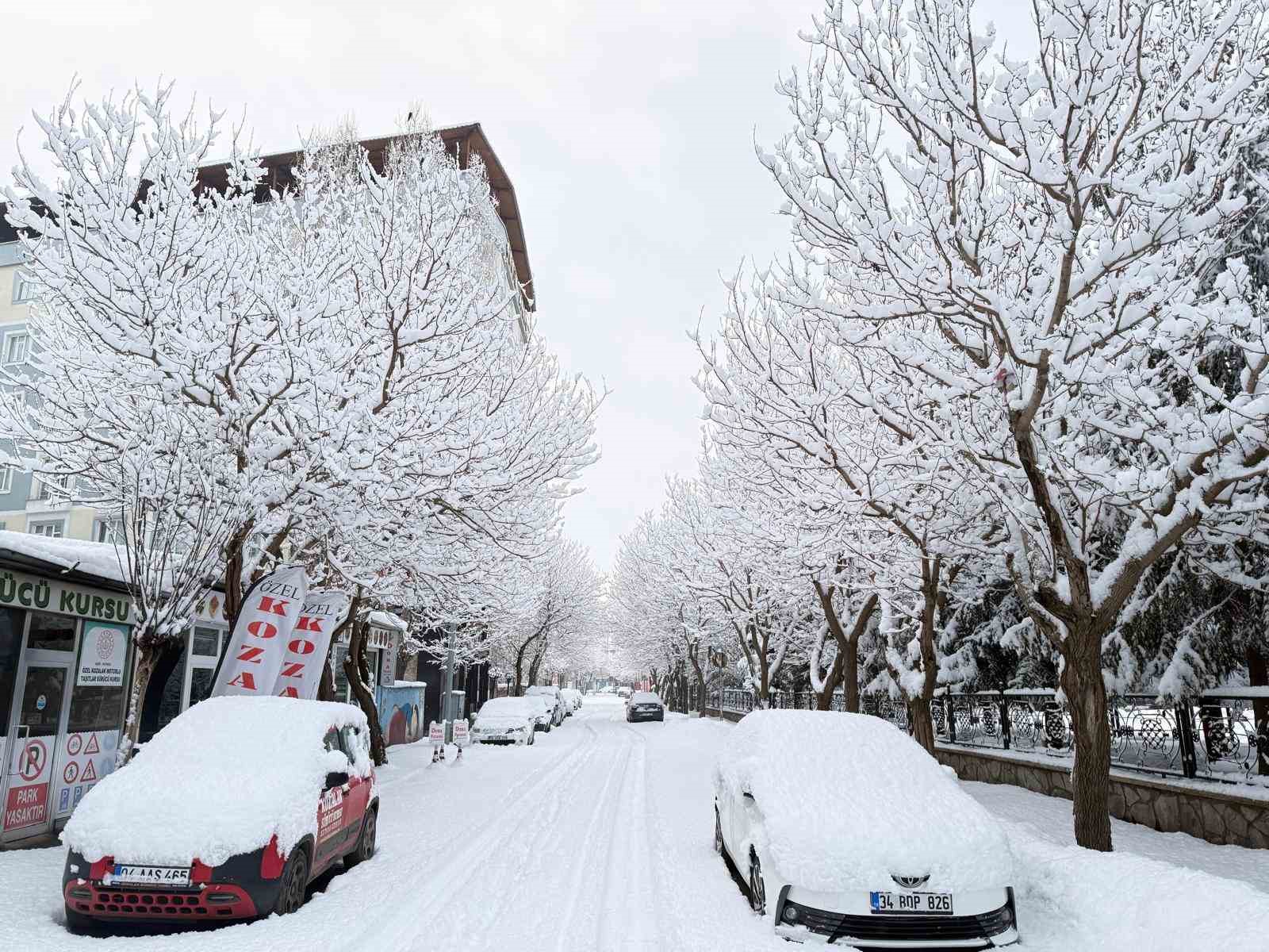 patnosta kar surprizi ilce merkezine 40 cm kar yagdi 2 i9KeGrXb