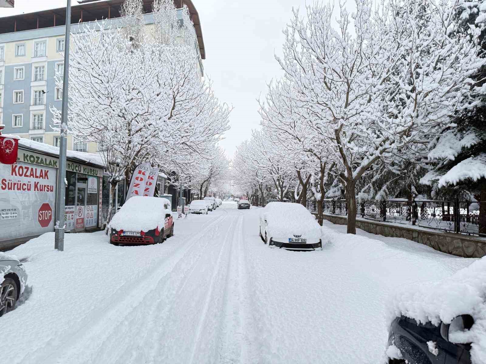 patnosta kar surprizi ilce merkezine 40 cm kar yagdi 3 qRj4mTX9
