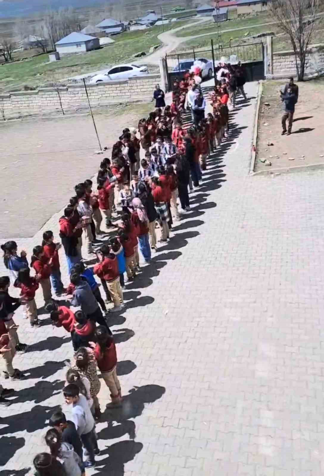 patnosta minik sampiyonlara coskulu karsilama 3
