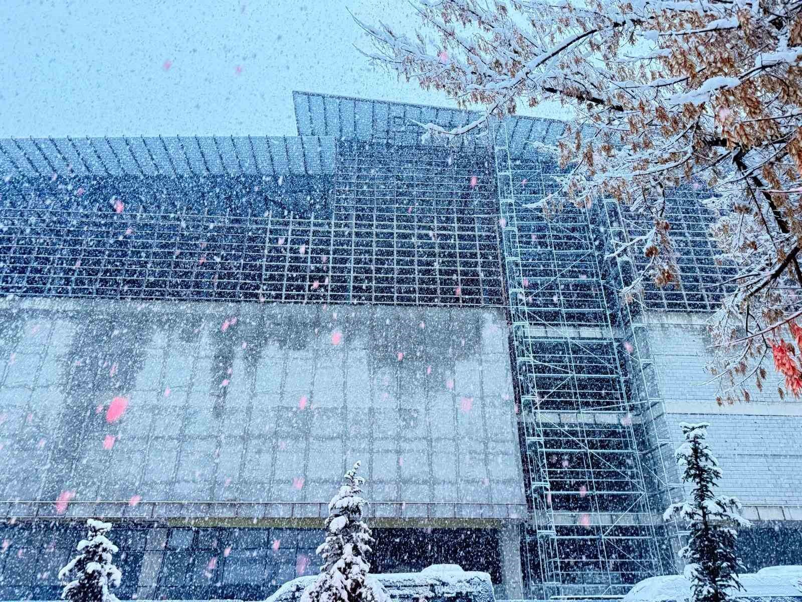 patnosta sicak hava yerini kar yagisina birakti 0