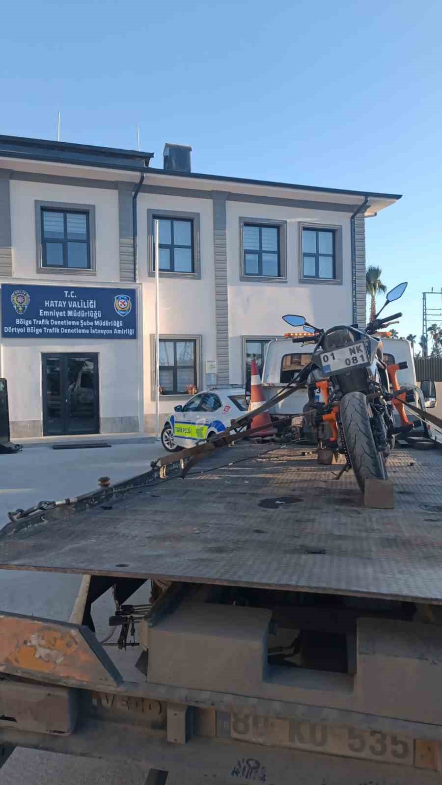 paylasim yapmak icin trafigi tehlikeye atan surucuye 46 bin tl ceza uygulandi 3 ijRJkn1C