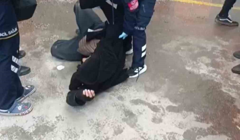 pazar-alaninda-korkutan-anlar-1-kisi-dumandan-etkilendi-nh2Damj1.jpg