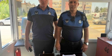 pazarda-sahte-doviz-ve-altinlarla-alisveris-yapmaya-calisti-esnaf-ve-zabitanin-dikkatiyle-yakalandi-m9x8397G.jpg