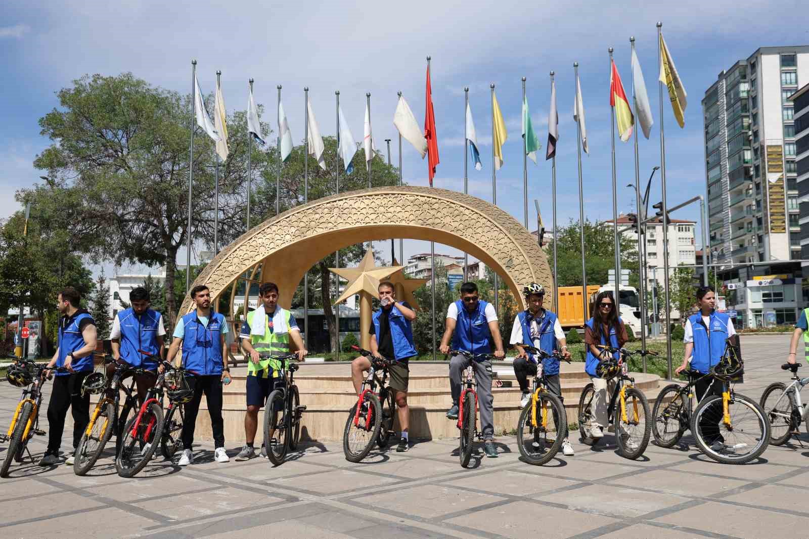 Pedallar, sağlık için çevrildi 6 pedallar saglik icin cevrildi 2 iYcVWIev