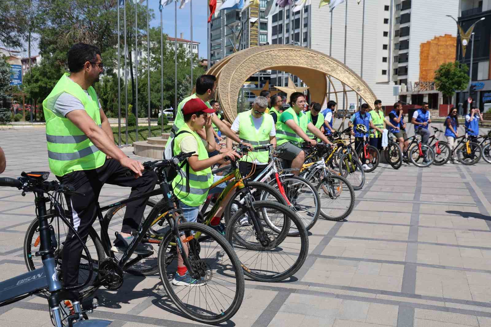 Pedallar, sağlık için çevrildi 7 pedallar saglik icin cevrildi 3 61flyVfc