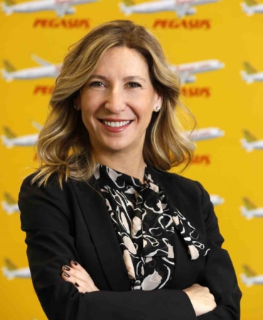 pegasus-hava-yollari-cek-hava-yollari-ve-istiraki-smartwingsi-satin-almak-uzere-anlasma-imzaladi-WbcFjaQj.jpg