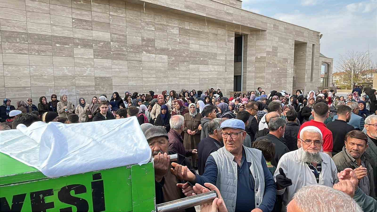 pencereden dusen ebru ogretmene son gorev 0 3uuCDe7I