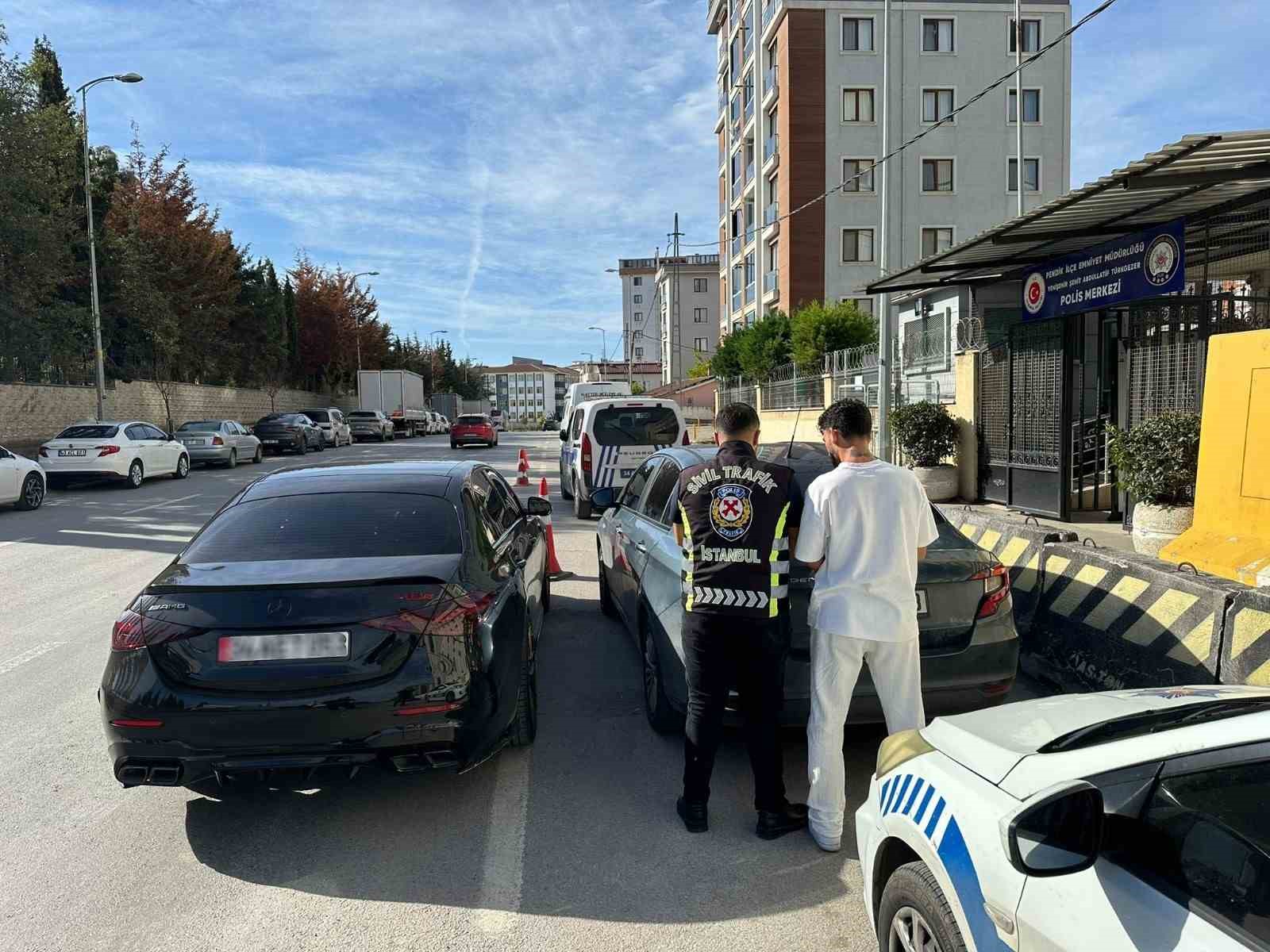 pendikte makas atan surucuye para cezasi 0 BkYgn5iL