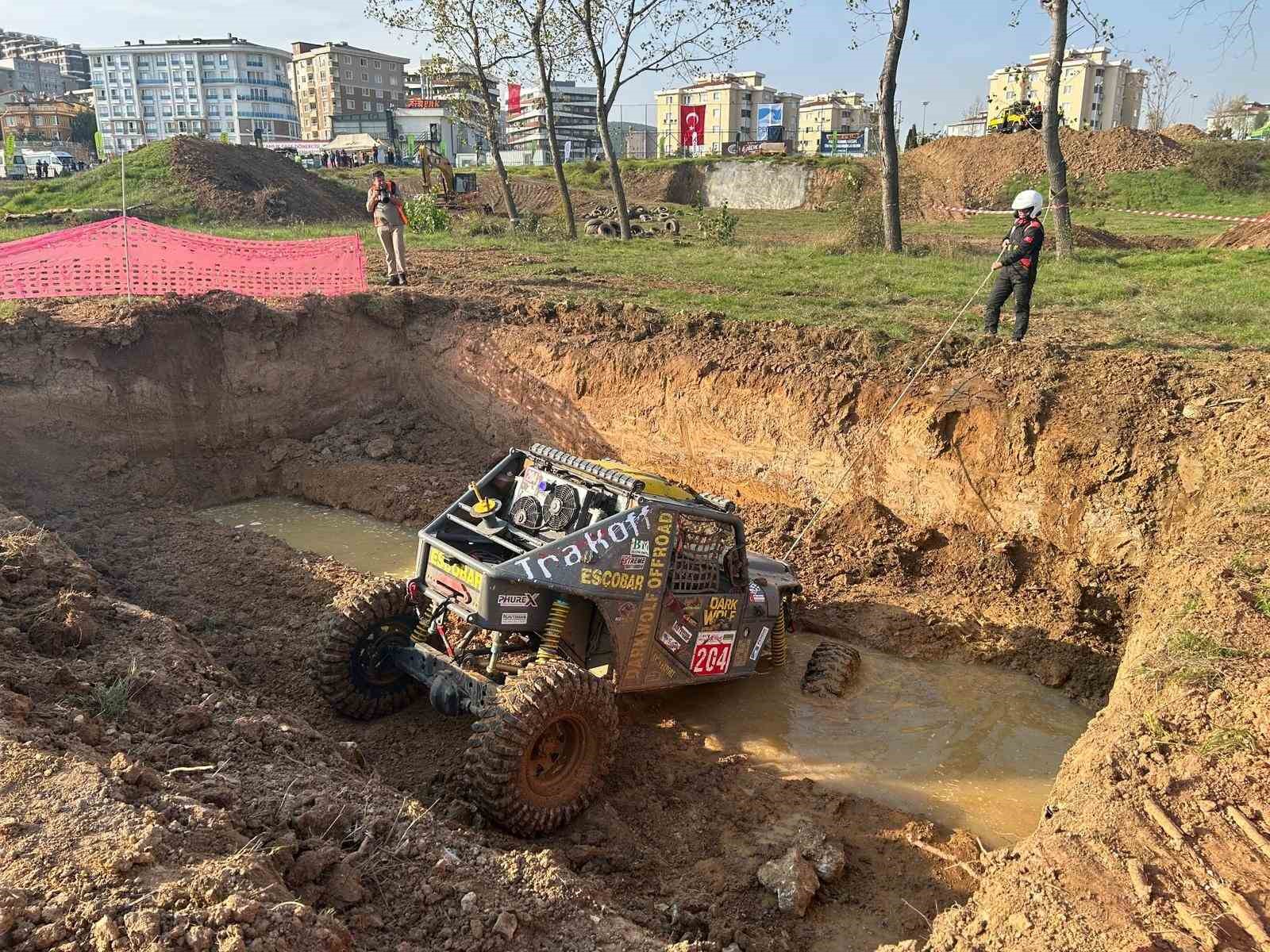 pendikte off road yarislari nefesleri kesti 2