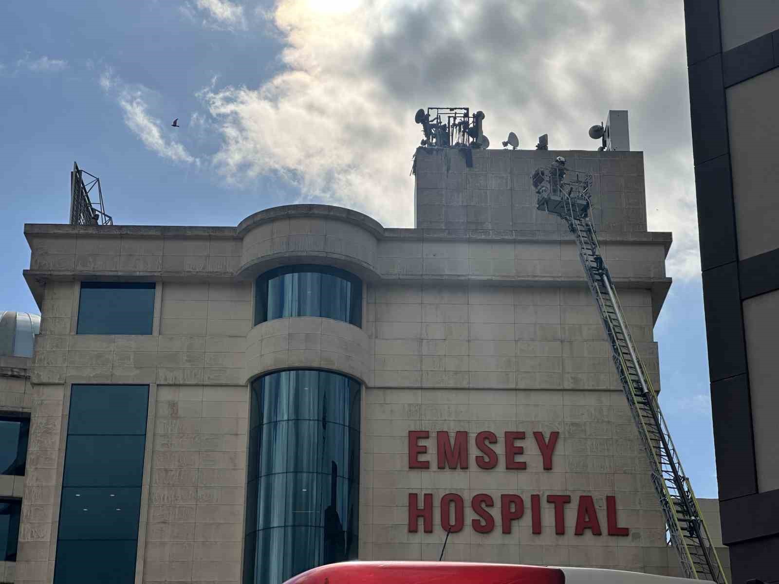 Pendik’te Özel Emsey Hastanesi’nde yangın paniği 5 pendikte ozel emsey hastanesinde yangin panigi 1 jpv39rSL