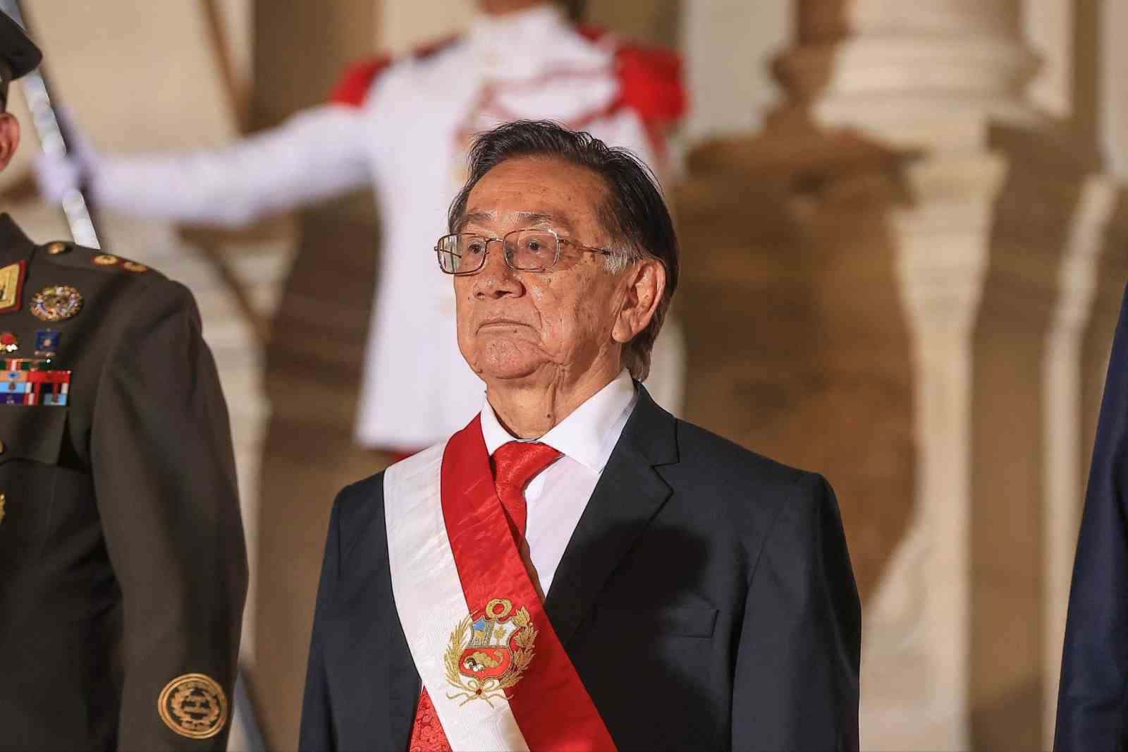 peruda 83 yasindaki balcazar gecici devlet baskani oldu 1 UKCm3yrK