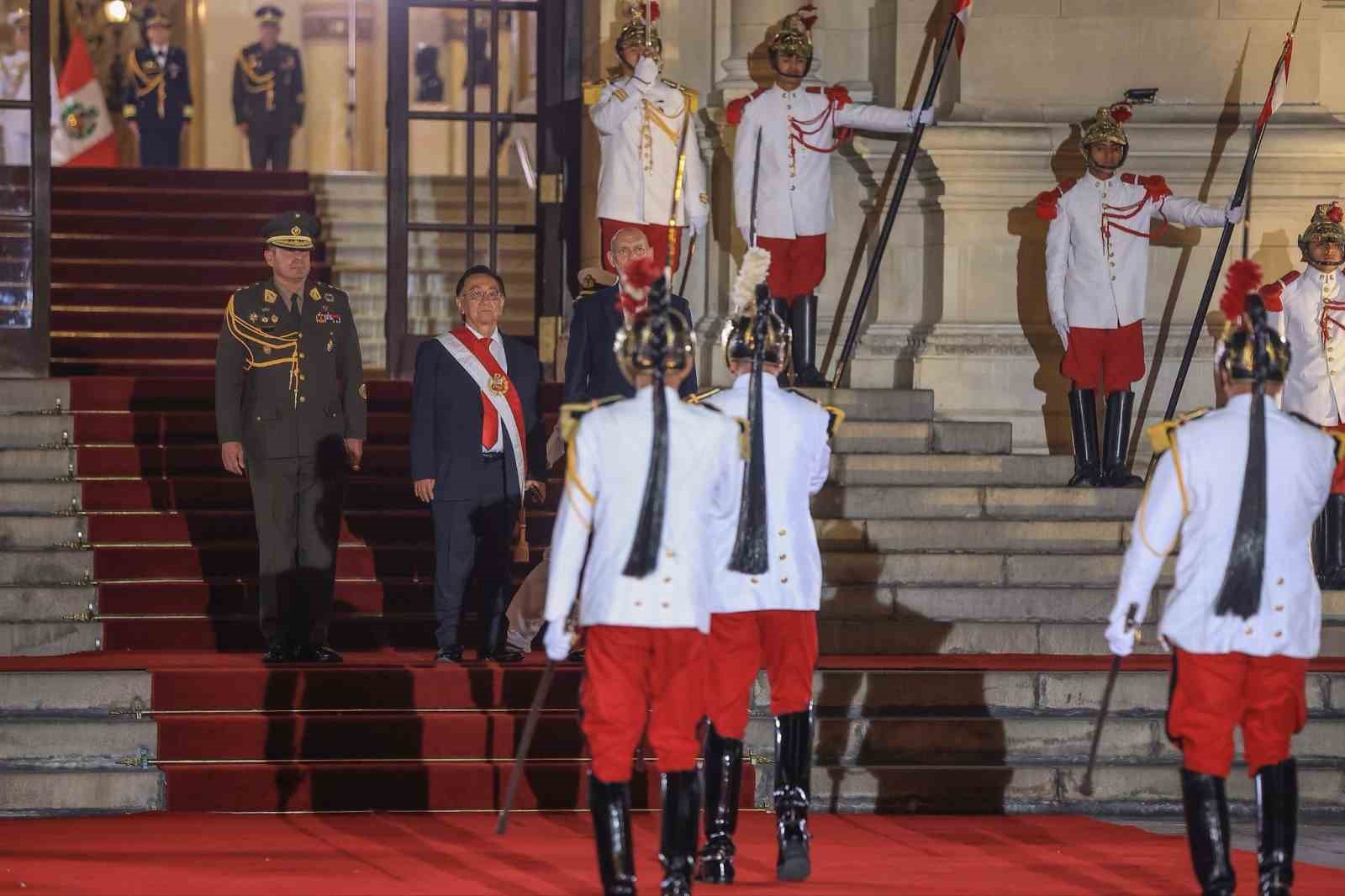 peruda 83 yasindaki balcazar gecici devlet baskani oldu 2 y2eOZwPP