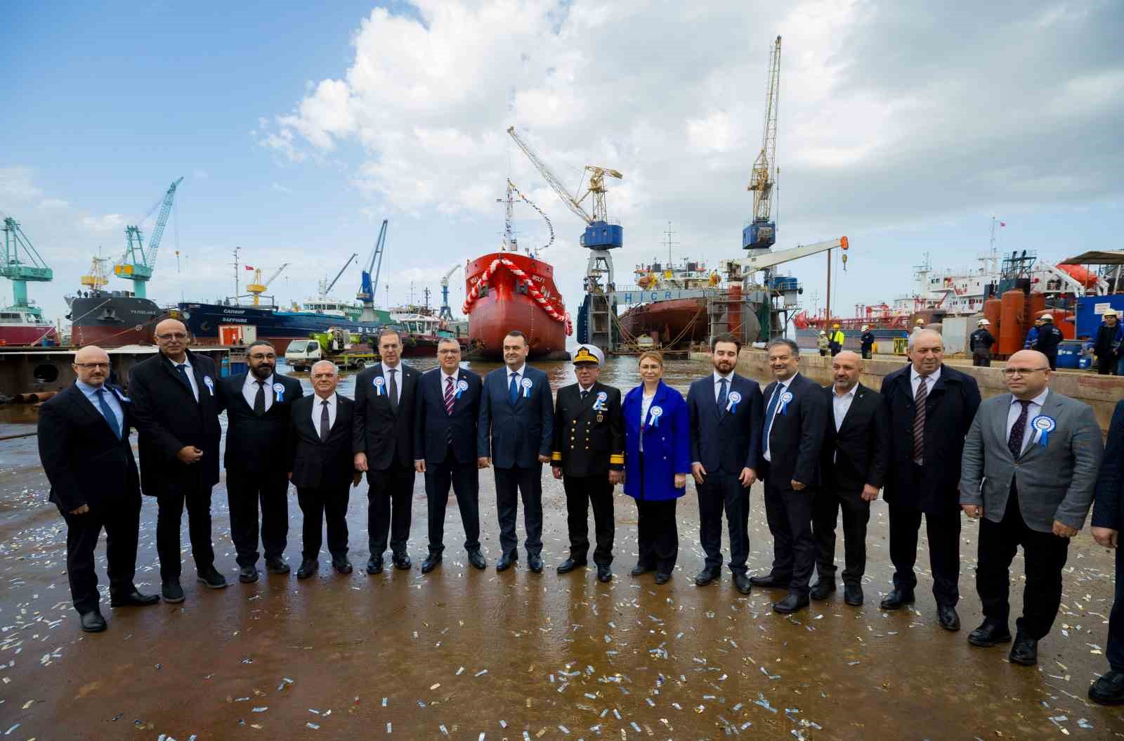 petrol ofisi grubu ve hicri ercili grup is birliginde insa edilen ilk tanker wolf PJAjRzP8