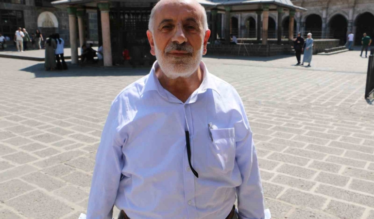 peygamberler-sehri-diyarbakir-kitabi-okuyucuyla-bulusuyor-bGxV81ux.jpg