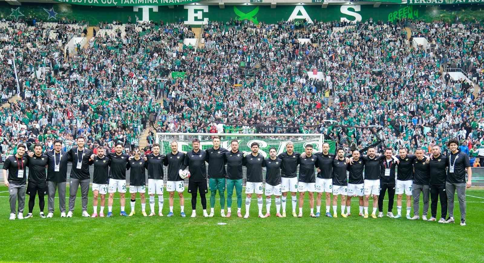 PFDK’dan şampiyon Bursaspor’a ceza yağdı 4 pfdkdan sampiyon bursaspora ceza yagdi 0