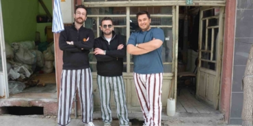 pijamalari-giyip-gecmise-yolculuk-yaptilar-8geKlGSZ.jpg
