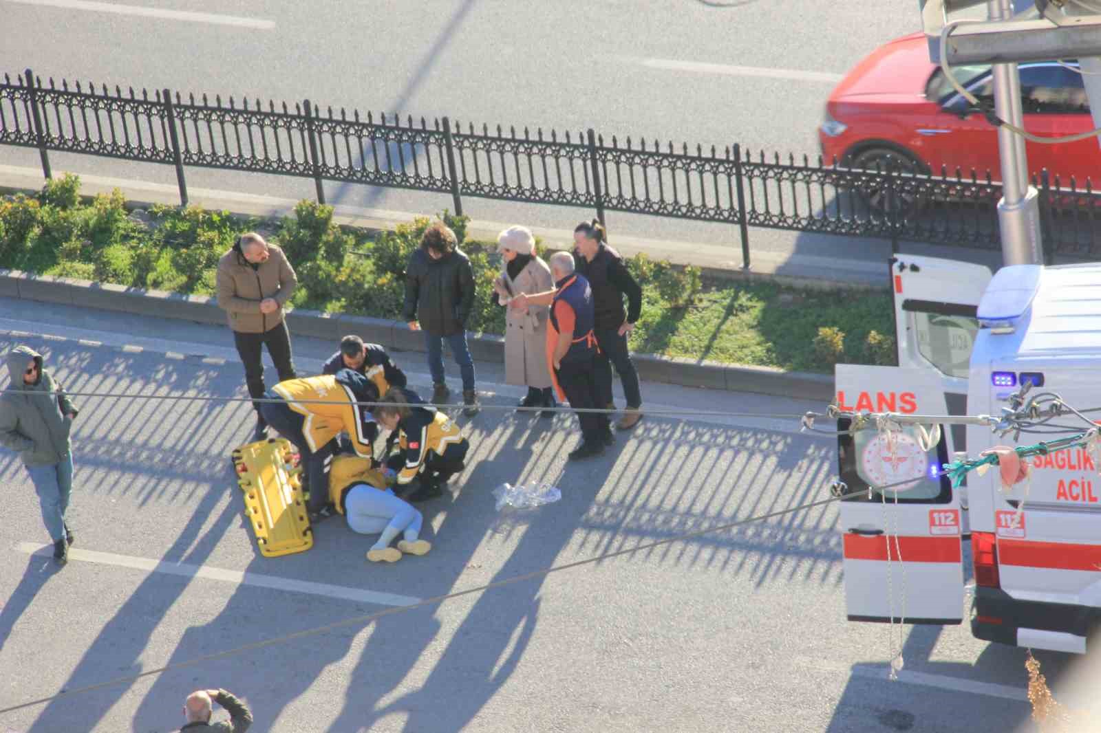 pikap ile motosiklet carpisti 1 yarali 1 vA97Gmbg